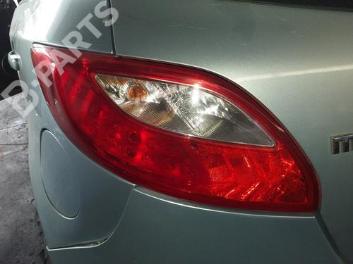 Used Left taillight Left taillight MAZDA 2 (DE_, DH_) 1.3 (DE3FS) (75 hp) 10147111 10147111