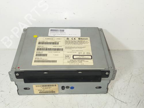 Used Radio VOLVO V60 I (155) D3 / D4 (163 hp) 16096198