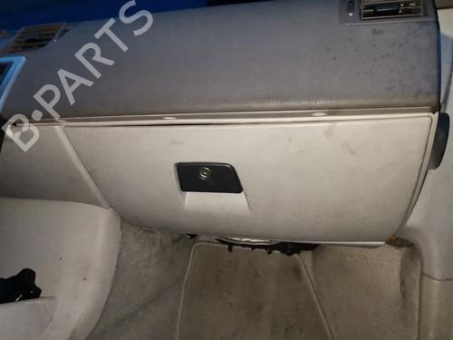 Used Glove box VOLVO S40 II (544) 2.0 D (136 hp) 16523428
