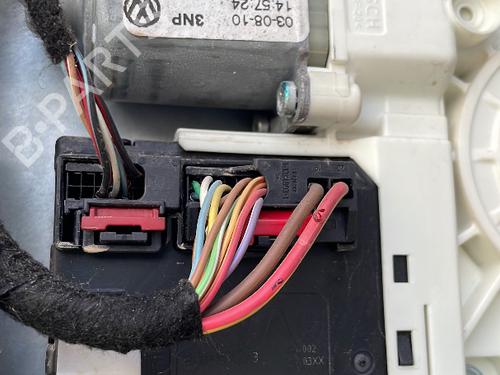 Used Left front window motor VW GOLF VI Variant (AJ5) 1.6 TDI (105 hp) 31592971