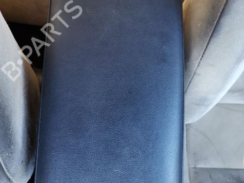 Used Armrest / Center console LEXUS CT (ZWA10_) 200h (ZWA10_, ZWA10R) (136 hp) 30133449