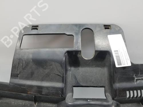 Grille VW POLO (9N_, 9A_) 1.4 16V | BP24924892C40 
