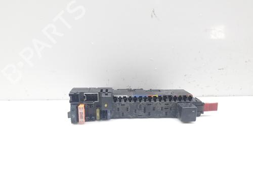 Used Fuse box MERCEDES-BENZ S-CLASS (W220) S 320 CDI (220.026, 220.126) (197 hp) 17916432