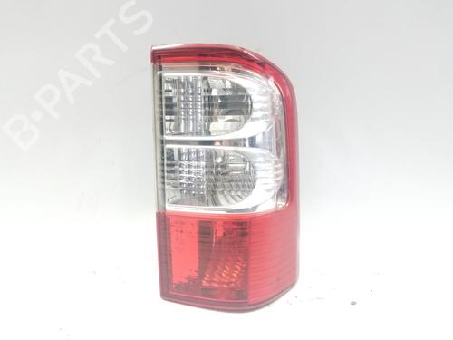 Used Right taillight NISSAN PATROL GR V Wagon (Y61) [1997-2025]  29748745