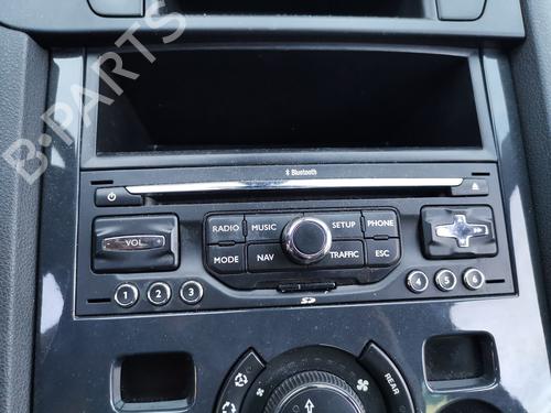 Used Radio PEUGEOT 5008 (0U_, 0E_) 1.6 HDi (110 hp) 17945886