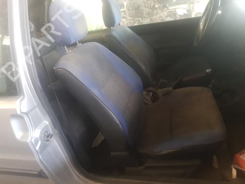 Used Right front seat PEUGEOT 106 II (1A_, 1C_) 1.1 i (60 hp) 20139676