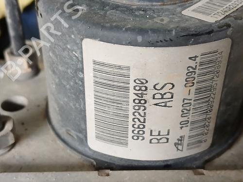 Used ABS pump ABS pump CITROËN C3 I (FC_, FN_) 1.4 HDi (68 hp) 33798513 33798513