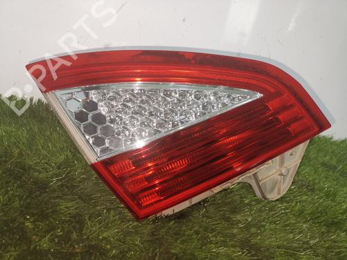 left-taillight-ford-mondeo-iv-ba7-20-tdci-2007-2008-2009-2010-2011-2012-2013-2014-2015-17585182 main image