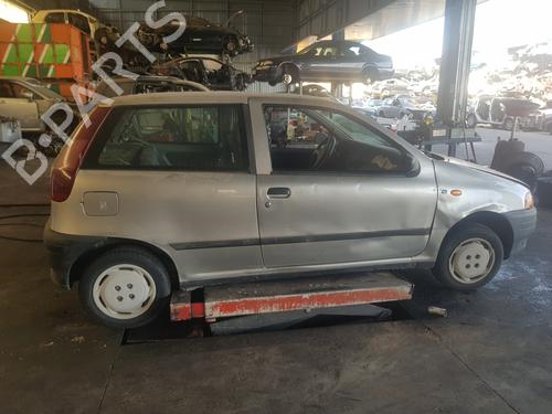 Engine control unit (ECU) FIAT PUNTO (176_) 60 1.2 (176AP, 176AR, 176AQ, 176BB) | BP18240272M57 