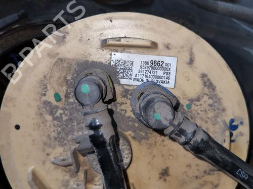 Used Fuel pump Fuel pump 38114733 38114733