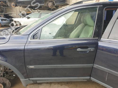 Used Left front door VOLVO XC90 I (275) D5 AWD (163 hp) 17745216