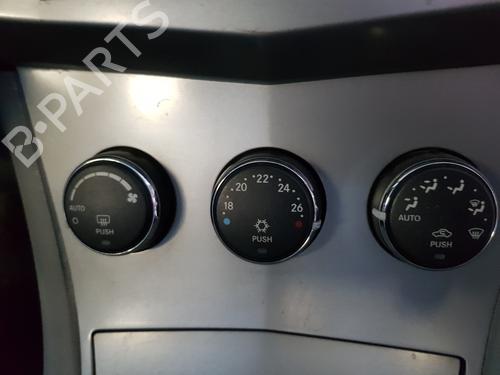 Used Climate control CHRYSLER SEBRING (JR) 2.0 (141 hp) 16891109