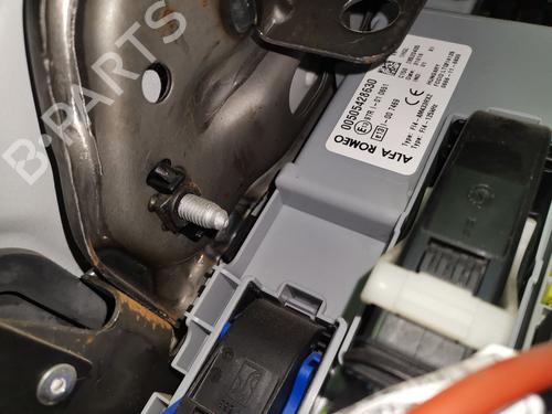 Used Fuse box Fuse box ALFA ROMEO MITO (955_) [2008-2018] 32273033 32273033