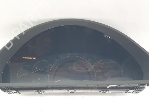 Used Instrument cluster Instrument cluster MERCEDES-BENZ S-CLASS (W220, V220) S 320 CDI (220.026, 220.126) (197 hp) 33688875 33688875