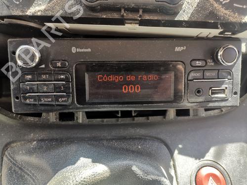 Bilradio RENAULT KANGOO / GRAND KANGOO II (KW0/1_) [2008-2025]  24937131