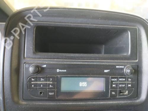 Used Radio Radio RENAULT TRAFIC III Bus (JG_) 1.6 dCi 115 (JGMD) (116 hp) 40513267 40513267