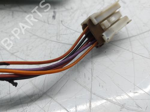 Left mirror VOLVO V40 Estate (645) 1.9 DI | BP10036319C26 