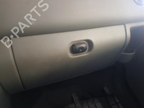 Used Glove box RENAULT MASTER II Platform/Chassis (ED/HD/UD) [1997-2013]  19511481