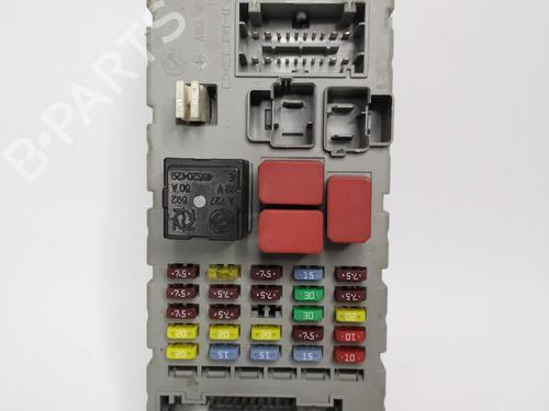 Boîte à Fusibles LANCIA MUSA (350_) 1.9 D Multijet (350.AXC1A) (101 hp) 32744294