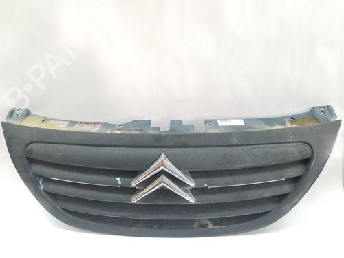 Used Grille CITROËN C3 I (FC_, FN_) 1.4 HDi (68 hp) 27238366