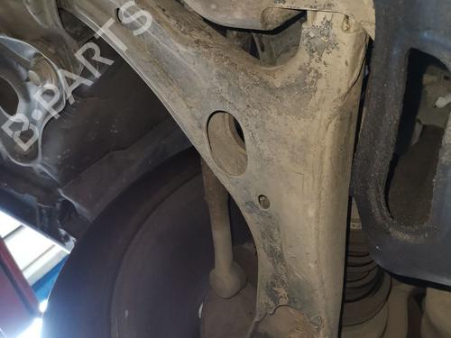 Used Left front suspension arm Left front suspension arm 37181468 37181468