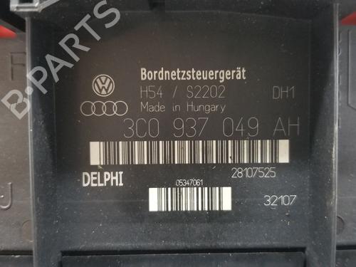 Fuse box SEAT LEON (1P1) | BP30115458E1