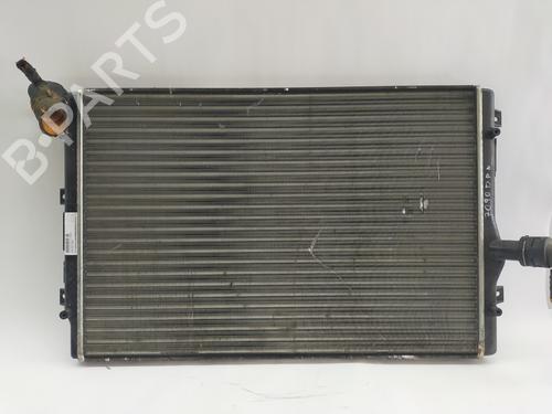 water-radiator-vw-passat-b6-3c2-2005-2006-2007-2008-2009-2010-2011-32986047 main image