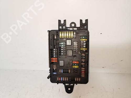 Used Fuse box BMW 1 (F20) 116 d (116 hp) 16763950