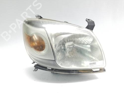 Used Right headlight MAZDA BT-50 Pickup (CD, UN) 2.5 MRZ-CD 4x4 (UNY0W3) (143 hp) 30912389