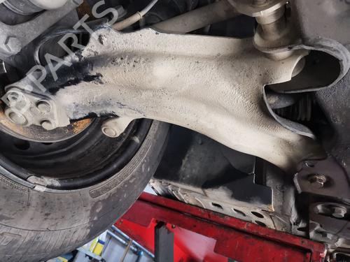 Used Right front suspension arm RENAULT KANGOO / GRAND KANGOO II (KW0/1_) [2008-2025]  25008678