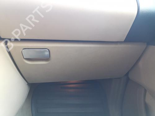 Used Glove box LAND ROVER RANGE ROVER SPORT I (L320) [2005-2013]  16759869
