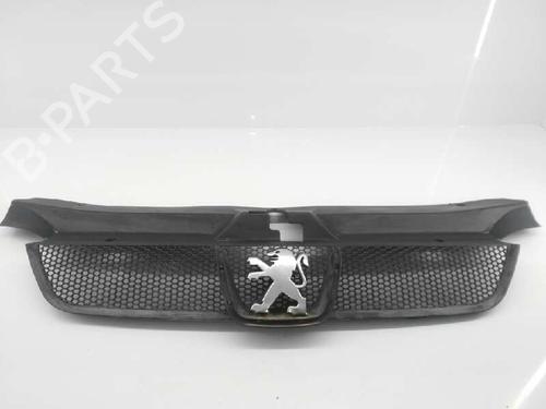 Used Grille PEUGEOT 406 (8B) 2.0 HDI 90 (90 hp) 12447467
