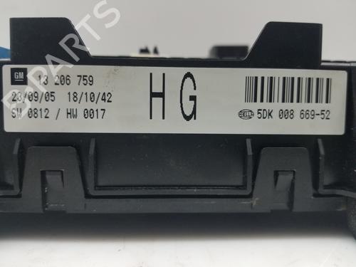 Fuse box OPEL ZAFIRA / ZAFIRA FAMILY B (A05)  | BP18748618E1 