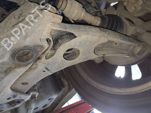 Used Left front suspension arm Left front suspension arm PEUGEOT 4008 1.8 HDi (150 hp) 34605159 34605159