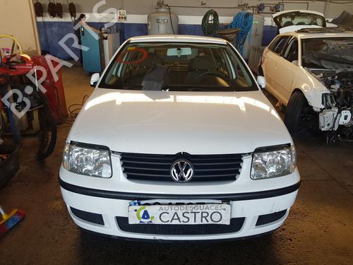 Left front indicator VW POLO III (6N1) 60 1.4 | BP15584194C32 