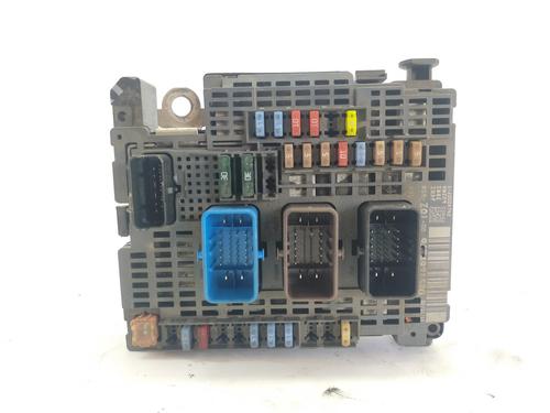 Used Fuse box Fuse box 38168619 38168619