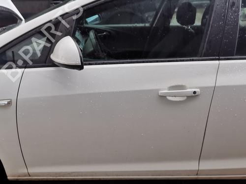 Used Left front door OPEL ASTRA J (P10) 1.6 CDTi (68) (110 hp) 24431871