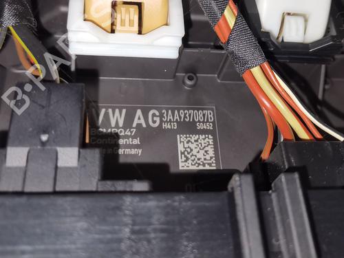 Used Fuse box Fuse box VW PASSAT B7 (362) 2.0 TDI (140 hp) 33006539 33006539