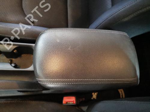 Used Armrest / Center console HYUNDAI i30 (PDE, PD, PDEN) [2016-2025]  29408222