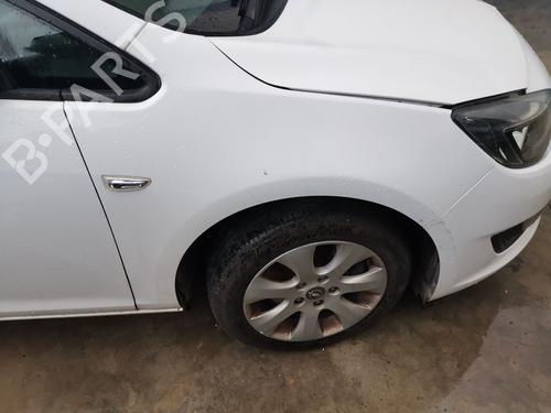 Used Right front fenders OPEL ASTRA J (P10) 1.6 CDTi (68) (110 hp) 24431855