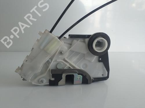 Used Front right lock TOYOTA YARIS (_P13_) 1.5 Hybrid (NHP130_) (101 hp) 10935347