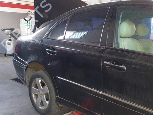 Used Right rear door MERCEDES-BENZ E-CLASS (W211) E 270 CDI (211.016) (177 hp) 16456441
