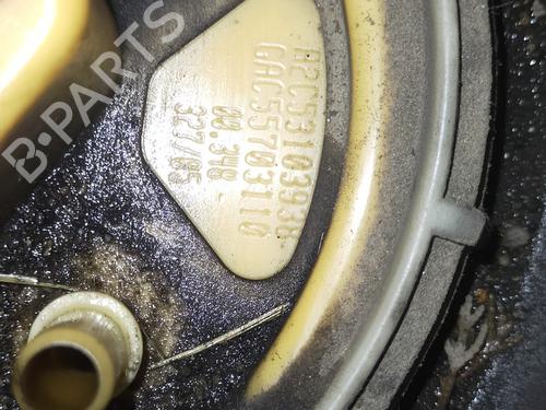 Used Fuel pump FIAT GRANDE PUNTO (199_) 1.3 D Multijet (199.AXD11, 199.AXD1A, 199.AXD1B,... (90 hp) 18901772