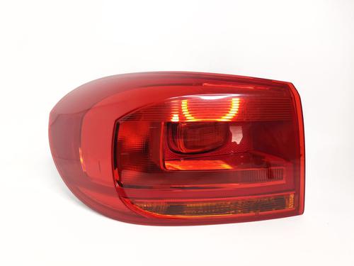 Used Left taillight Left taillight 33172516 33172516