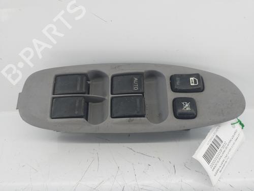 Used Left front window switch NISSAN ALMERA TINO (V10) [1998-2006]  11688494