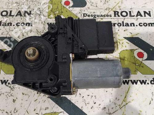 Right rear window motor VW PASSAT B5 (3B2)  | BP5653741E22 