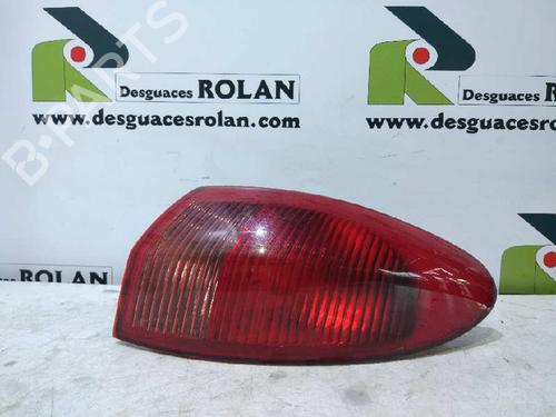 Højre baglygte ALFA ROMEO 147 (937_) 1.9 JTD (937.AXD1A, 937.BXD1A, 937.AXV1A, 937.BXB1A,... (115 hp) 4060463