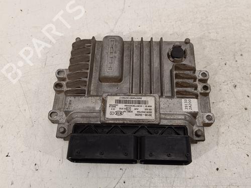Used Engine control unit (ECU) KIA RIO III (UB) 1.4 CRDi (90 hp) 11364702