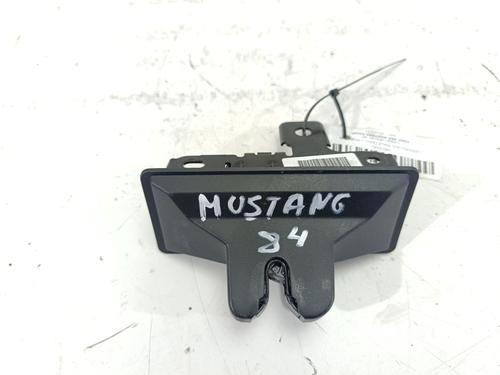 Used Tailgate lock FORD USA MUSTANG Coupe 5.0 V8 Bullitt (460 hp) 30150944