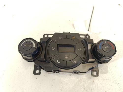 AC Styreenhet / Manøvreringsenhet FORD FIESTA VI (CB1, CCN) 1.6 TDCi (90 hp) 25002231